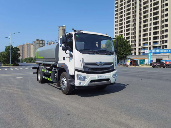 國(guó)六福田瑞沃15噸灑水車